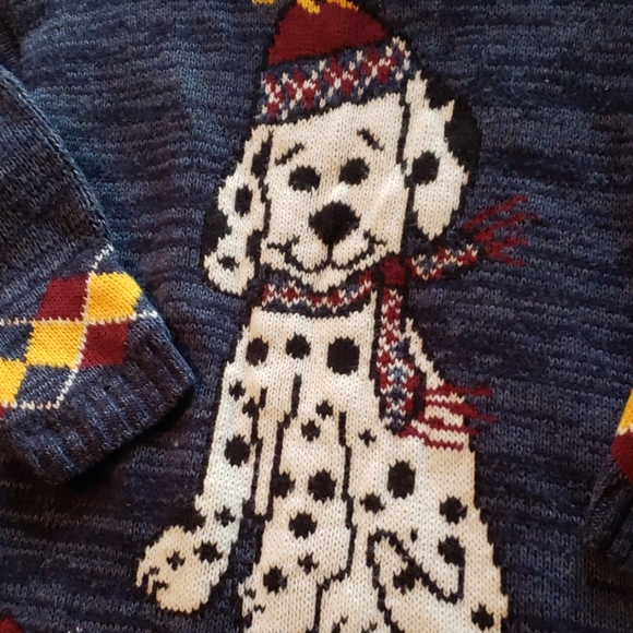 Sweater with dog - Picture 2 of 4